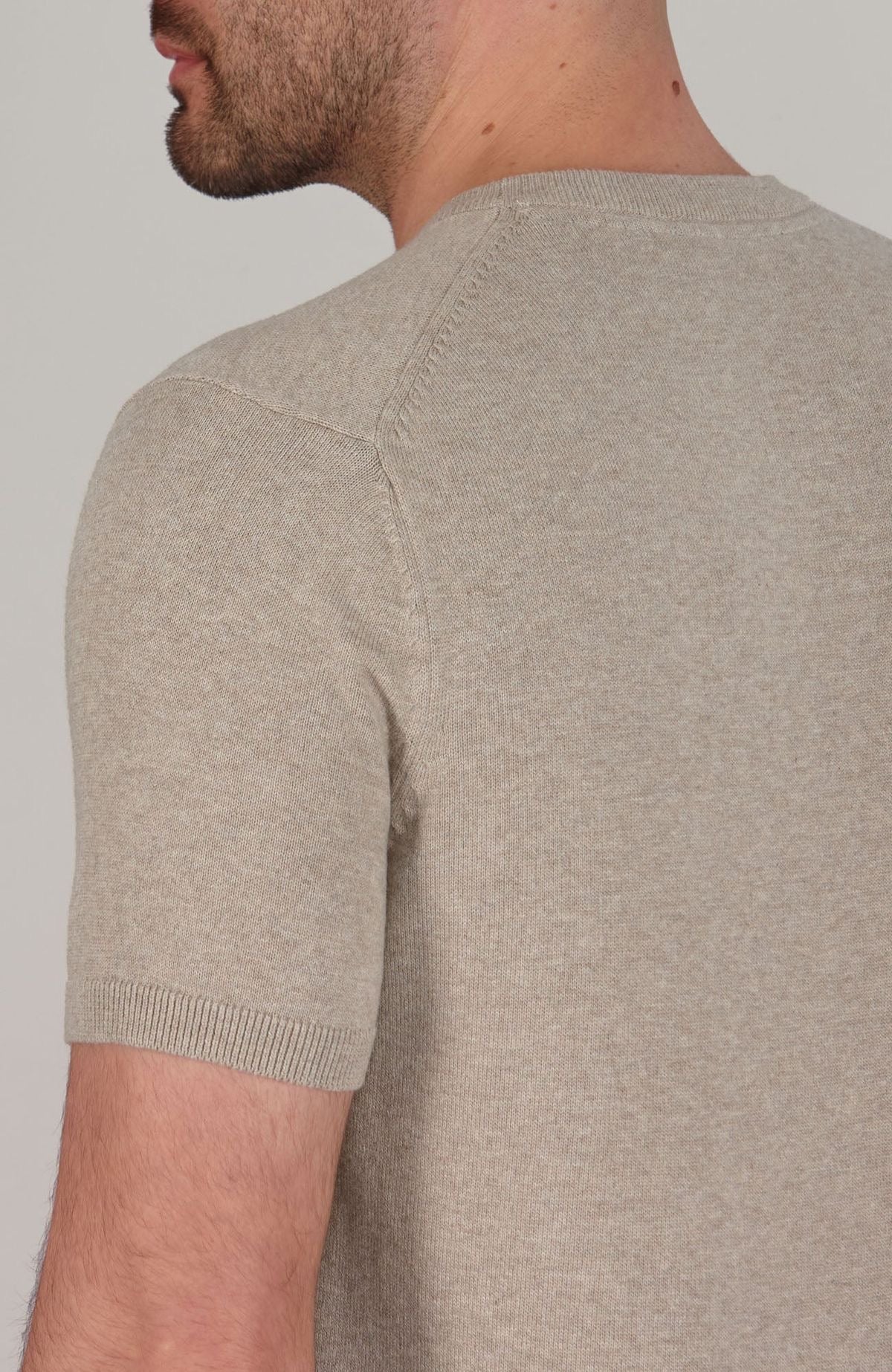LIGHT KNIT TEE