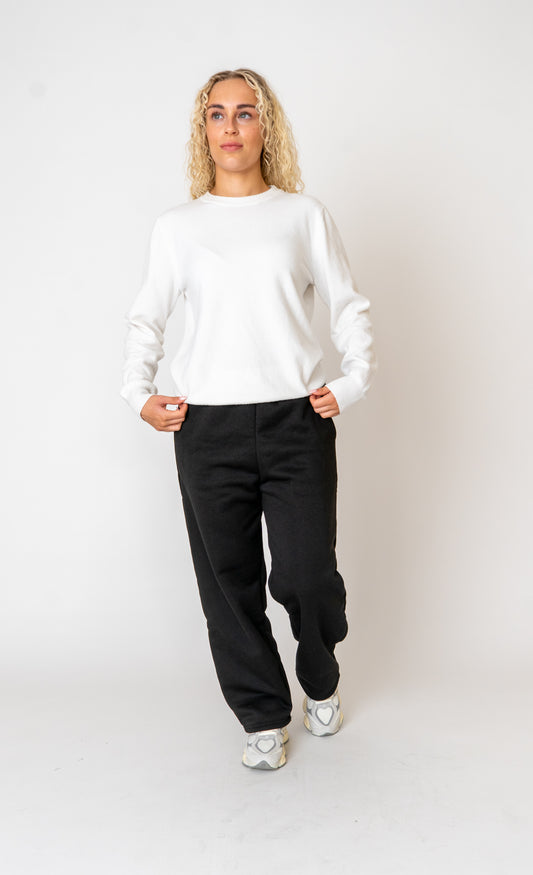 LIGHT WOOL KNIT SWEATER